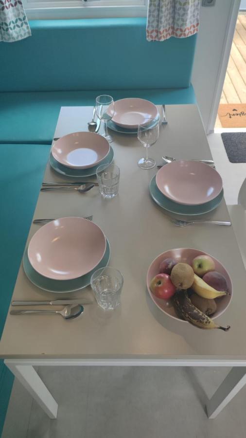 Mobilheim Herz Lauwersoog - Chalet Robbengat المظهر الخارجي الصورة